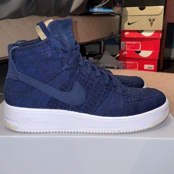 COPY - Nike Airforce 1 Mid Flyknit Royal Blue - Picture 2 of 5